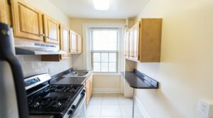 2701 Connecticut Ave: DC Apartments: Kitchen: Stainless Steel Appliances