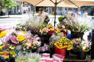 sidewalk flower vendor in washington dc