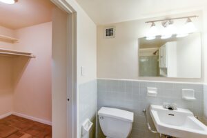 Brunswick-house-apartments-NW-Washington-DC (33)