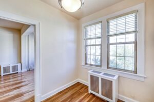 Frontenac-Bedroom-windows-Washington-DC-Apartment-Rental