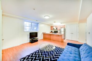 ParkVistaApartments-Southeast-DC-Affordable-Livingroom