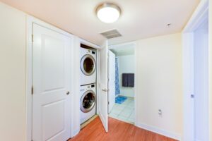ParkVistaApartments-Southeast-DC-Affordable-Washer-Dryer-Bathroom