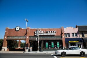 Whole foods grocery store near 2629 39th Street apartments in washington dc