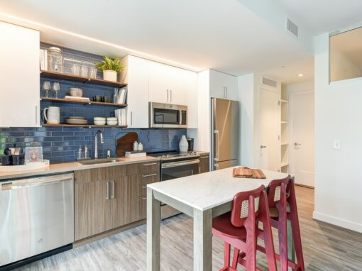 garrett-at-the-collective-one-bedroom-kitchen