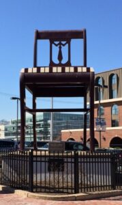 big chair landmark near city towns apartments in washington dc